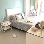 דירה Luxury Beachfront Penthouse *