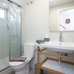 Luxury Beachfront Penthouse דירה *