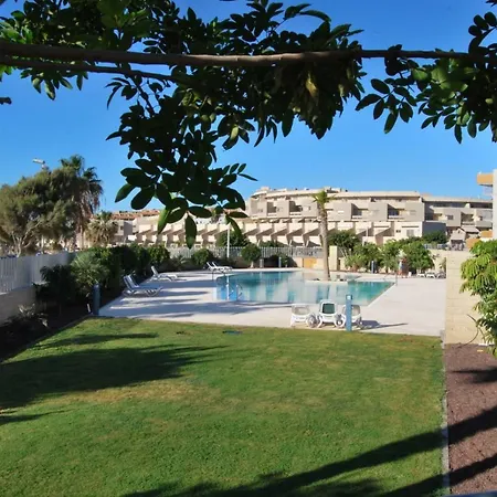 Luxury Beachfront Penthouse Apartamento *