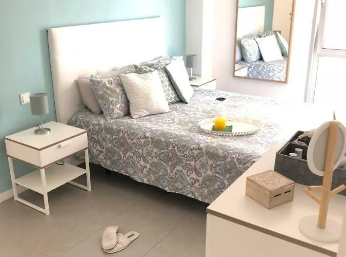 Apartment Luxury Beachfront Penthouse *
